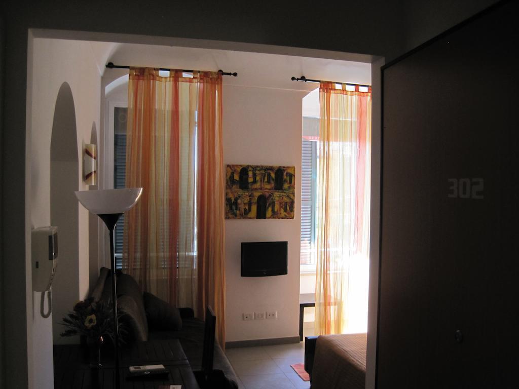 Colombo Apartments Sanremo Rum bild