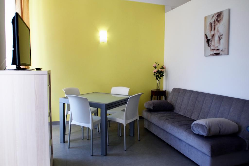 Colombo Apartments Sanremo Rum bild